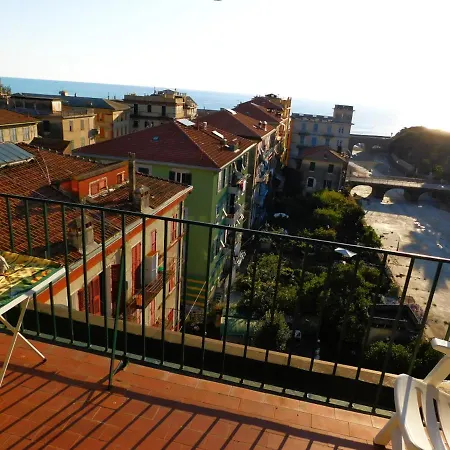 Attico Con Vista Mare Apartment
